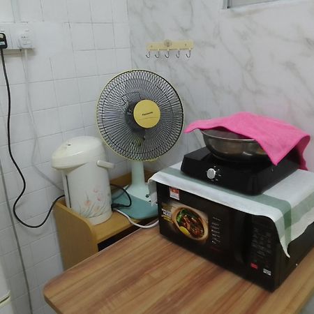 Kl Rinas Best Homestay At Bukit Bintang City Center Kuala Lumpur Room photo